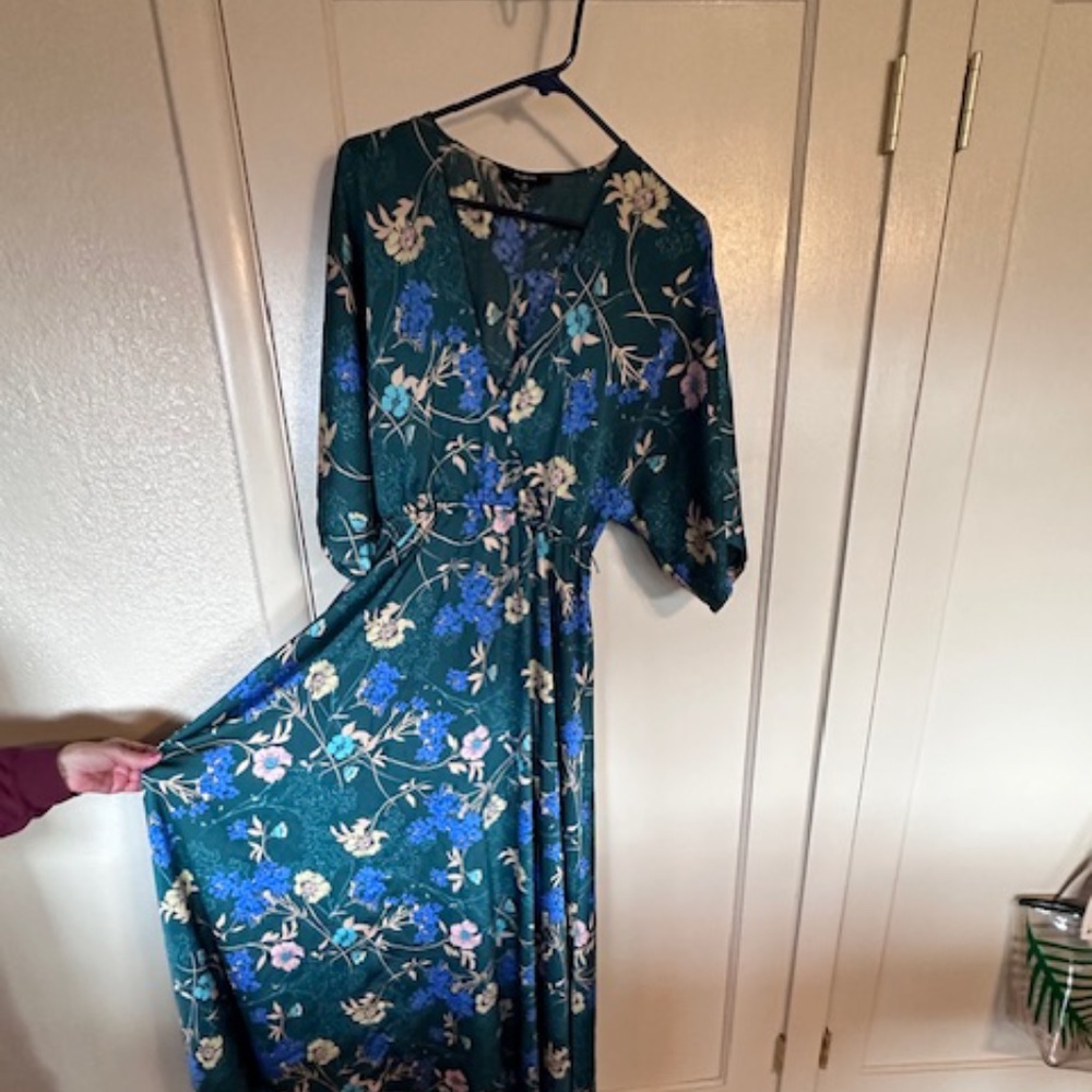 Size Small- Aakaa Dolman Dress